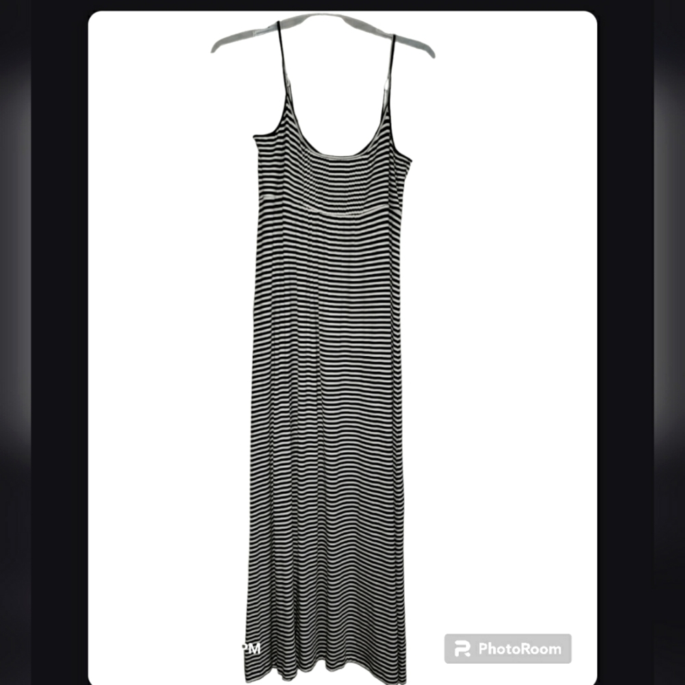 Calvin Klein Black/white strip dress. Size XL